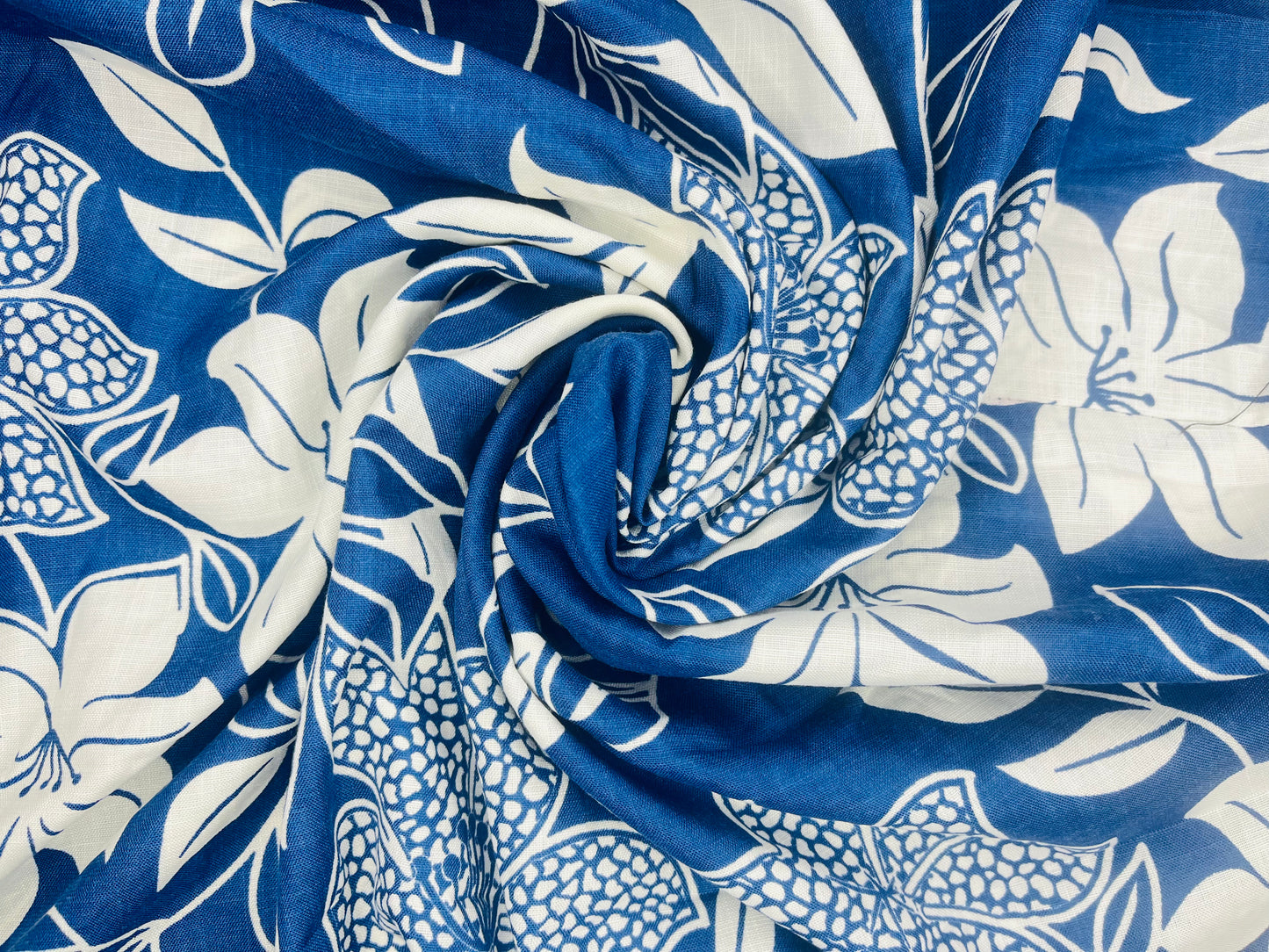 Floral Print Blue Color Cotton Hand Loom Fabric (Width 58 Inches)