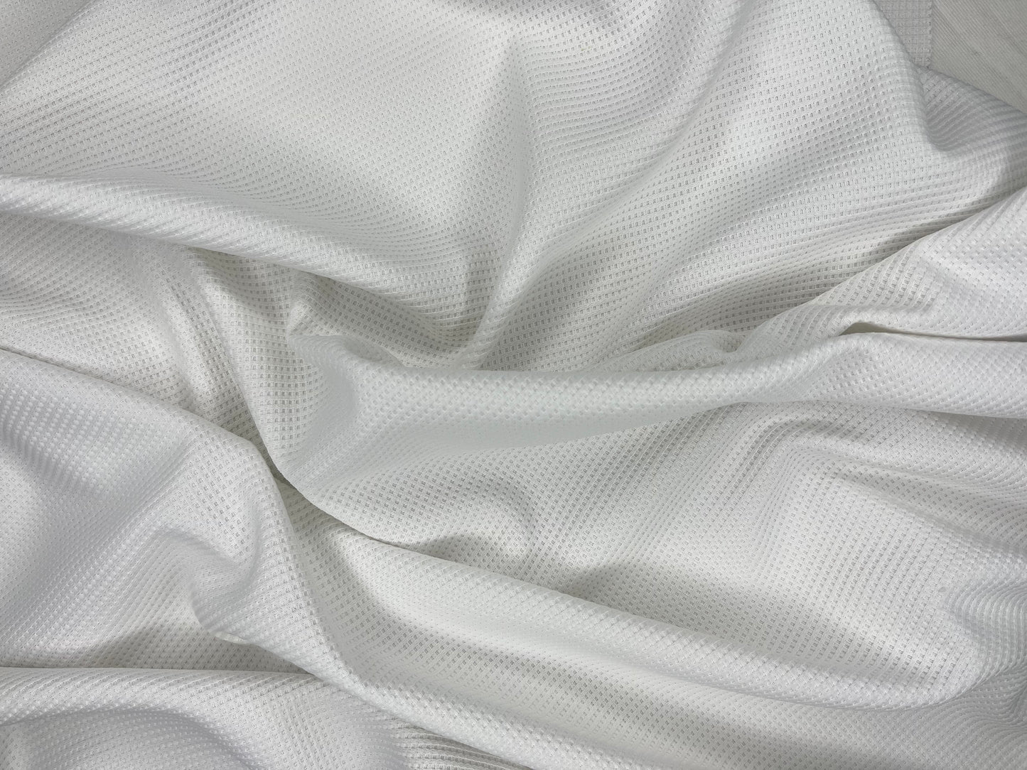 White Color knitted And Jacquard Fabric (Width 58 Inches)