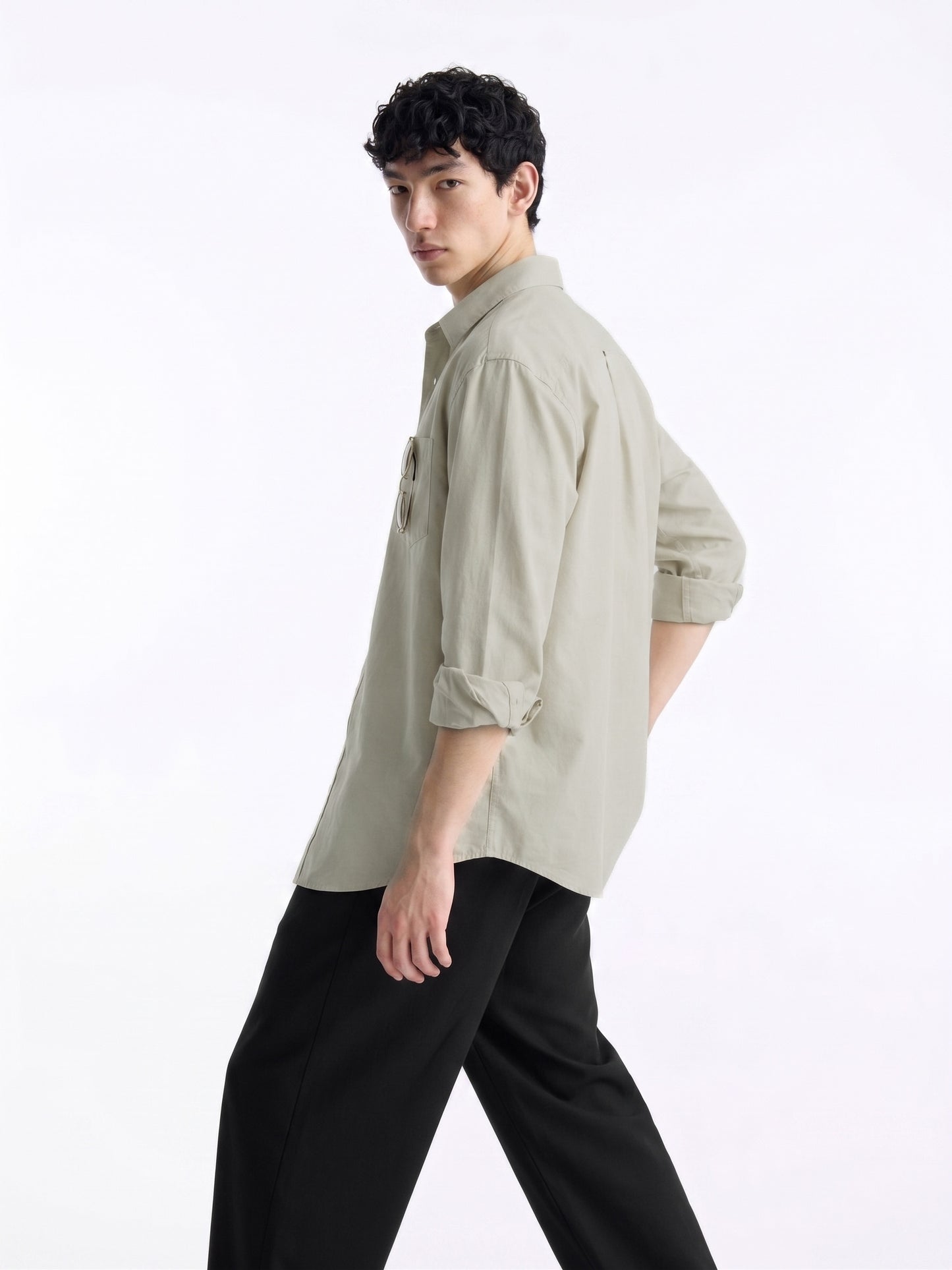 Refined Sage Cotton Button-Up Shirt with Chest Pocket – Lightweight Contemporary Luxury for Men