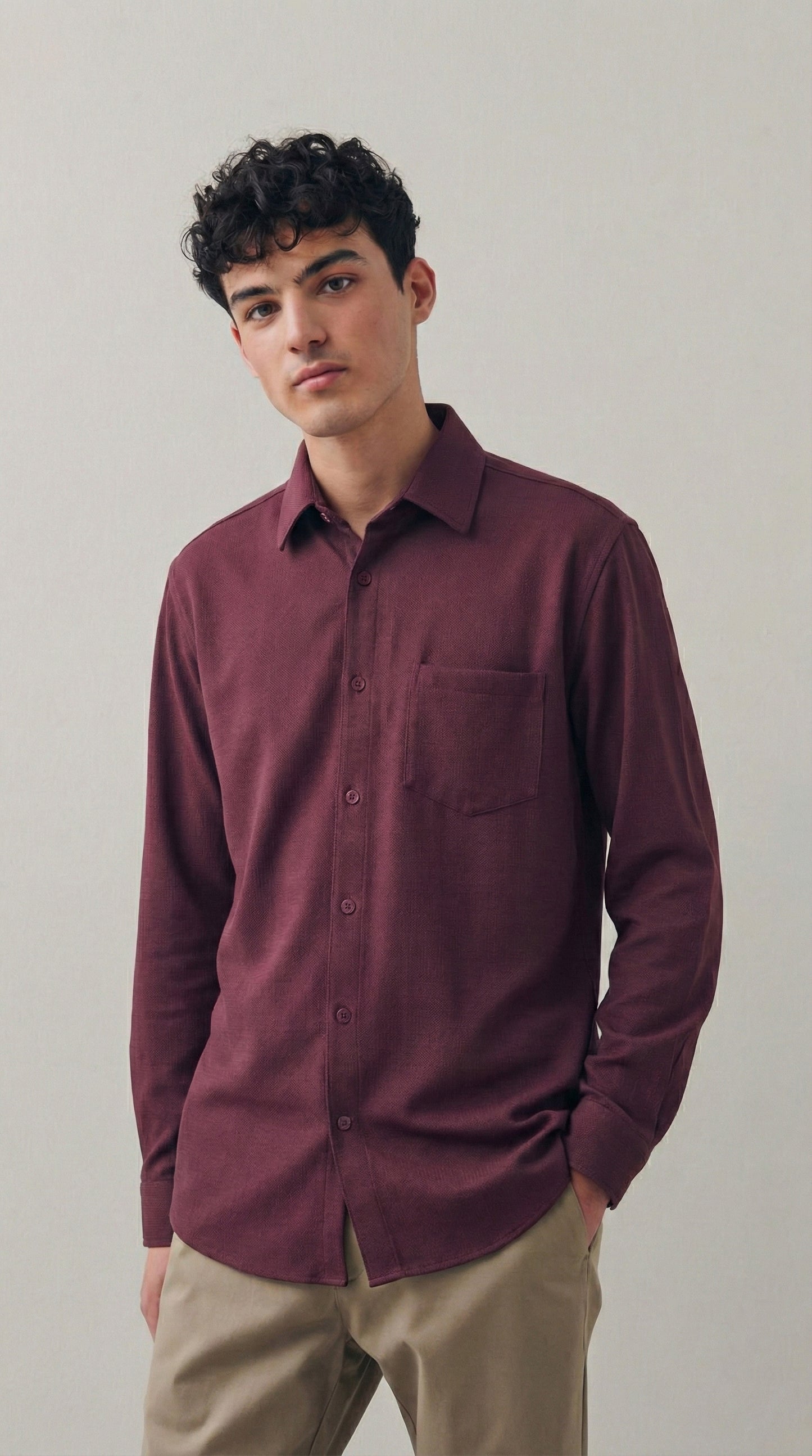 Men's Solid Maroon Lycra Casual Button-Down Shirt
